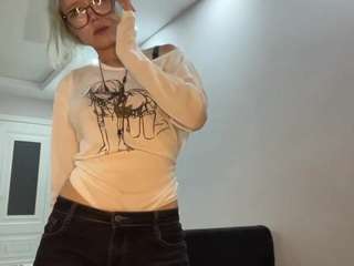 devorakolwyck live webcam show