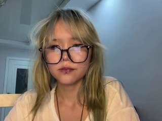 devorakolwyck live webcam show