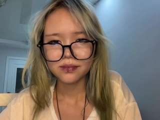 devorakolwyck live webcam show