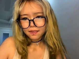 DevoraKolwyck live webcam show