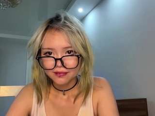 DevoraKolwyck live webcam show