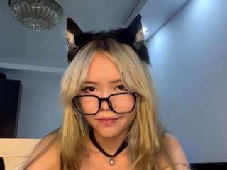 DevoraKolwyck live webcam show