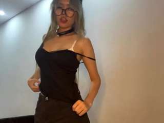 DevoraKolwyck live webcam show
