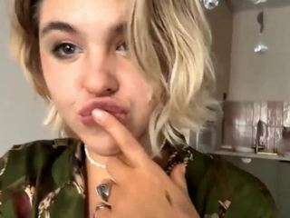 marlinewinley Live Webcam on CamSoda