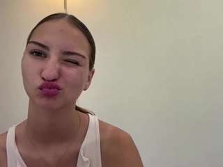 natalyakerl live webcam show