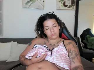 MonicaSaenz live cam preview