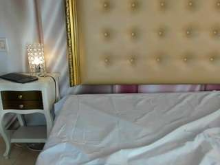 scarletdoll live webcam show