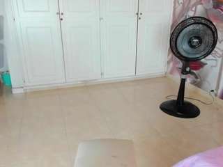 scarletdoll live webcam show