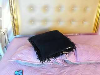 scarletdoll live webcam show
