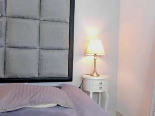 ScarletDoll live webcam show