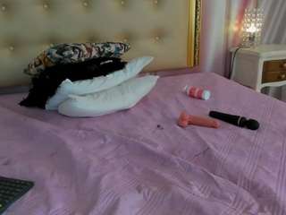 scarletdoll