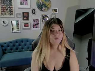 stefaniasweet live webcam show