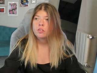 Stefaniasweet live webcam show