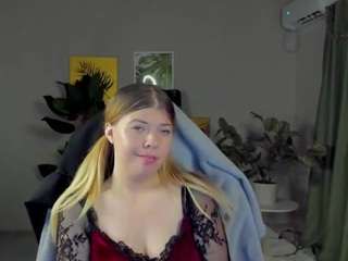 stefaniasweet's live room