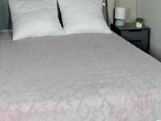 Stefaniasweet live cam preview