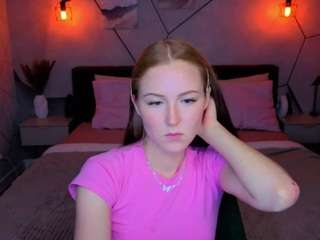 Charlotte-Smity live webcam show