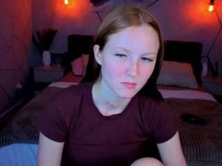 Charlotte-Smity live webcam show