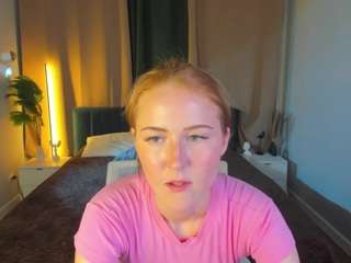 Charlotte-Smity live webcam show
