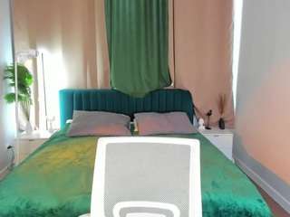 Live cam show with Charlotte-Smity