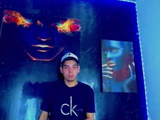 luxecouple live webcam show