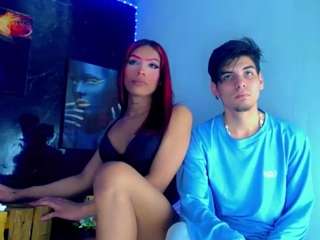 LuxeCouple live webcam show