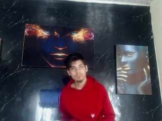 LuxeCouple live cam preview
