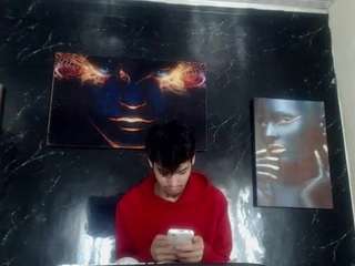 LuxeCouple live cam preview