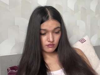 PinkieYasuda live webcam show