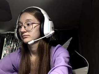 Tericapetrain's cam show statistics and live stream