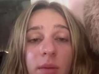 tinyvic live webcam show