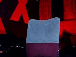 abrilbigcock1