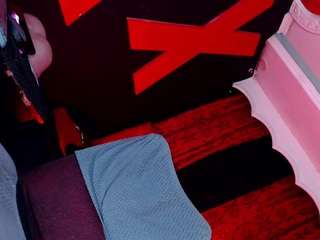 abrilbigcock1