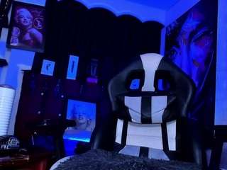 abrilbigcock1