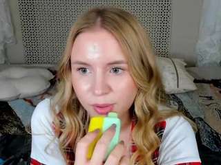 adelle-lee