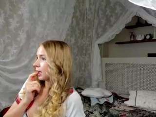 adelle-lee