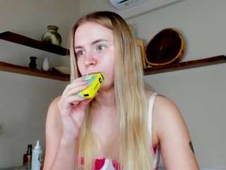 adelle-lee
