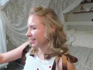 adelle-lee