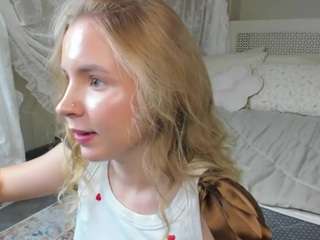 adelle-lee
