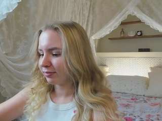 adelle-lee