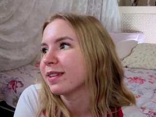 adelle-lee