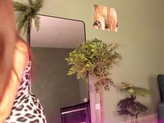 Amelia-Bliss live webcam show