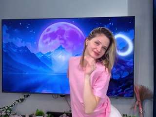 charityborneman live webcam show