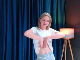 CharityBorneman live cam preview