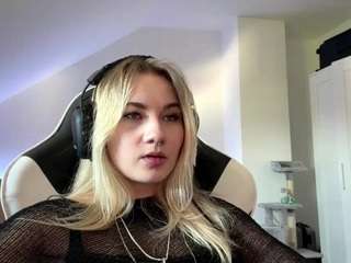 freddachase live webcam show