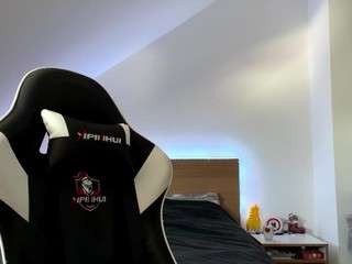 freddachase live profile