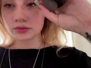 FreddaChase live webcam show