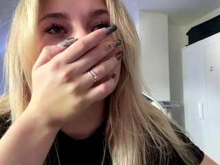 FreddaChase live webcam show