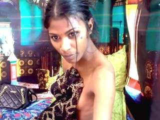 indiansilkyspice live webcam show