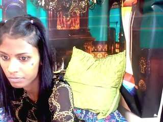Indiansilkyspice's live stream