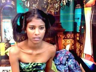indiansilkyspice live webcam show